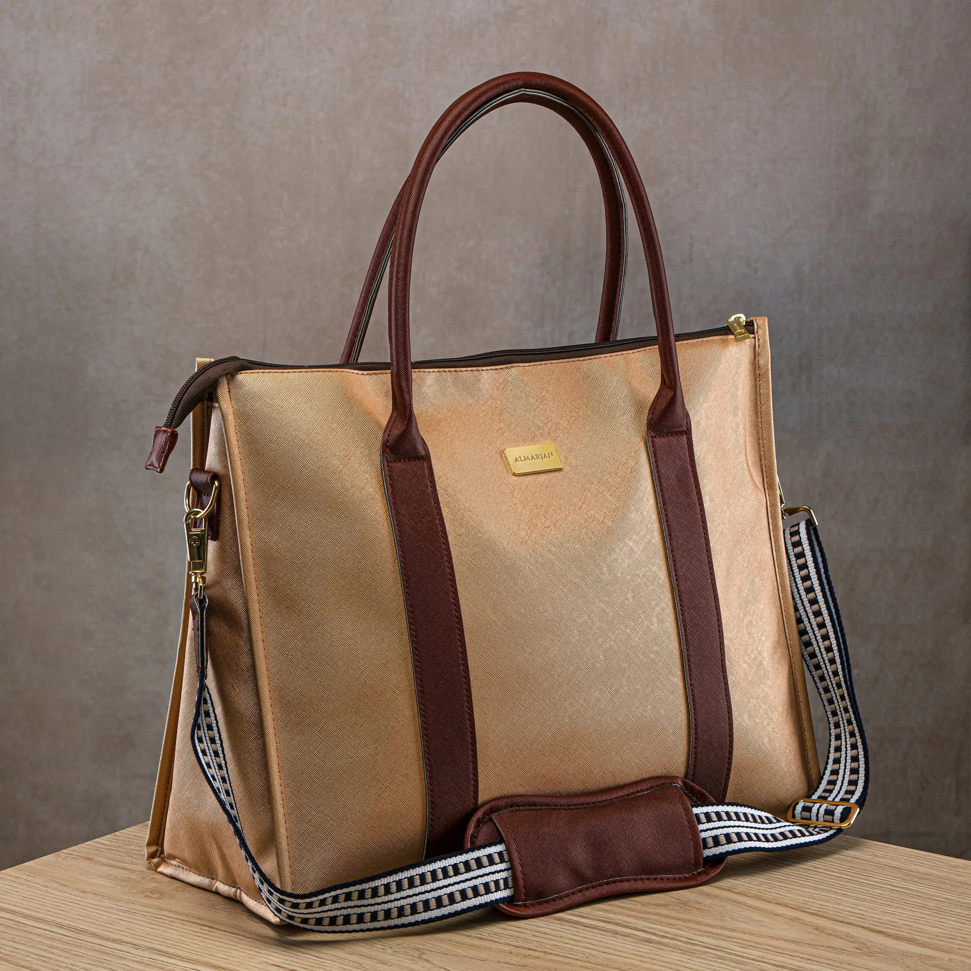 Almarjan Fashion Picnic Bag Gold - BAG2570110