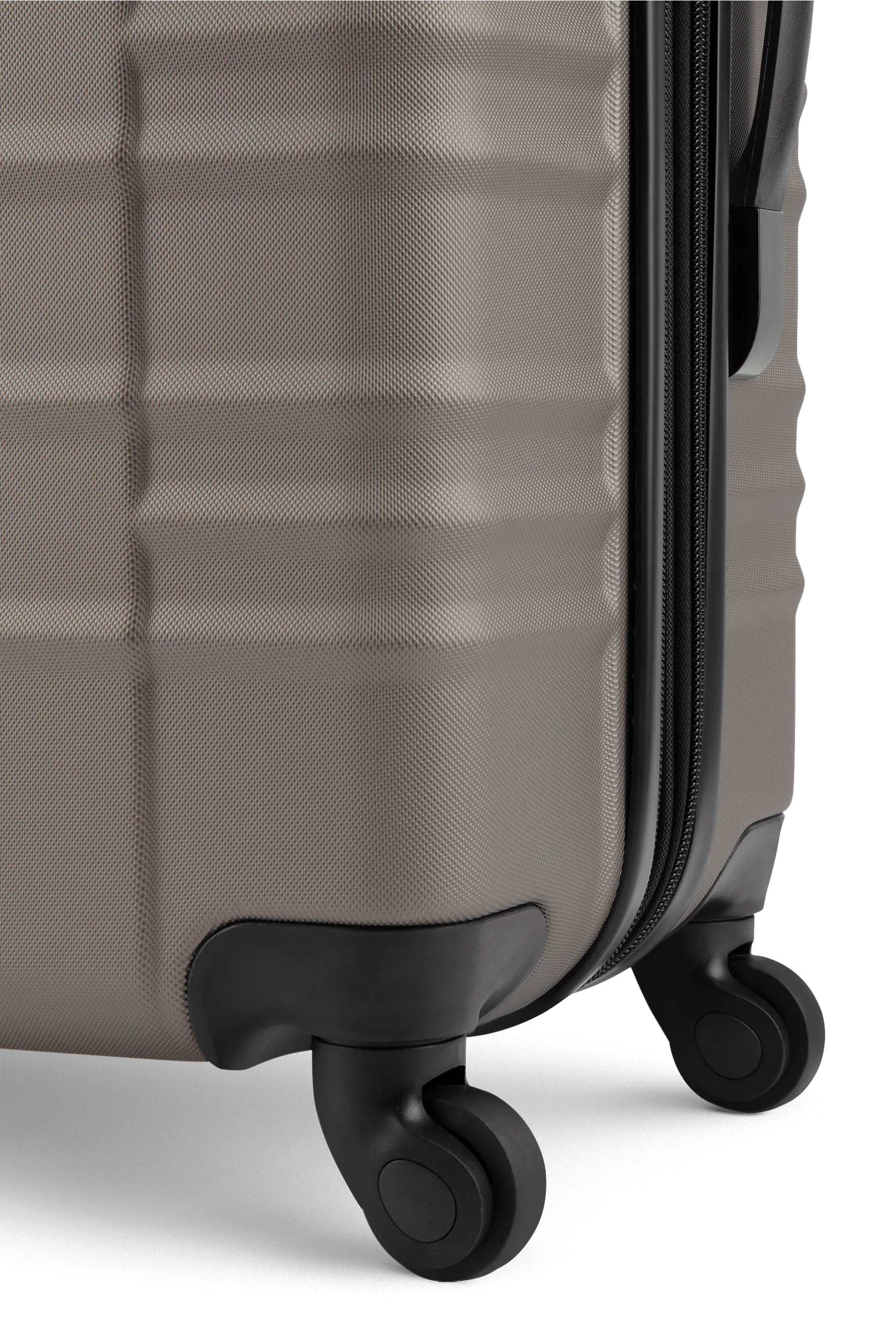 Swiss Gear Sonic 24" Medium Expandable Luggage